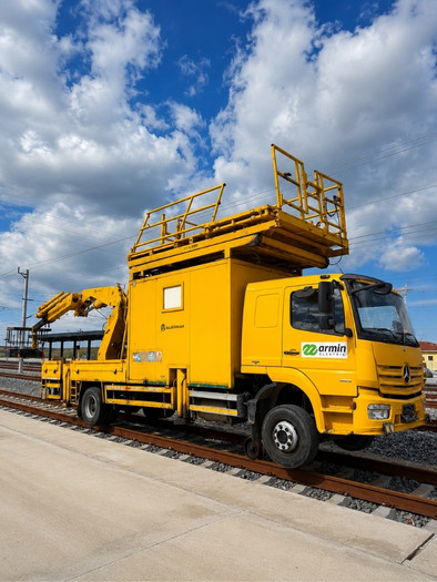 Mobile Catenary Line Maintenance Truck