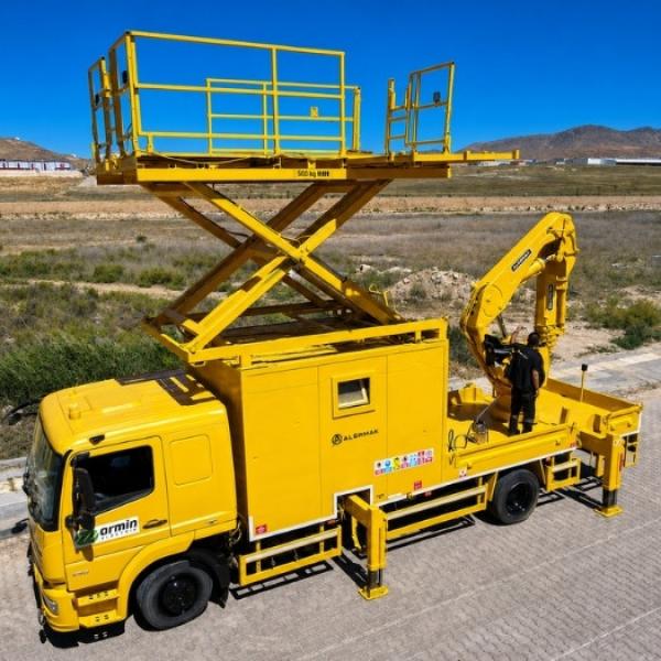 Hidrostatik Yürüyüşlü Mobil Katener Hat Bakım Kamyonu